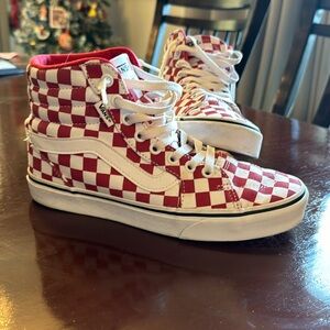 Vans Filmore high skate. Red checkerboard. Size 7.5.